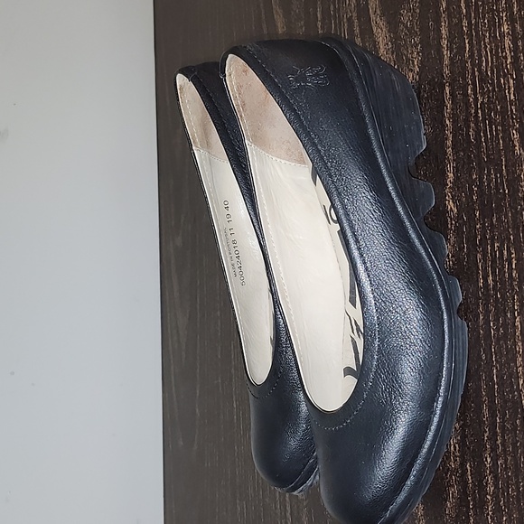 Fly London Shoes - Fly London Numa slip on wedge in black leather size 40 Or 9.5